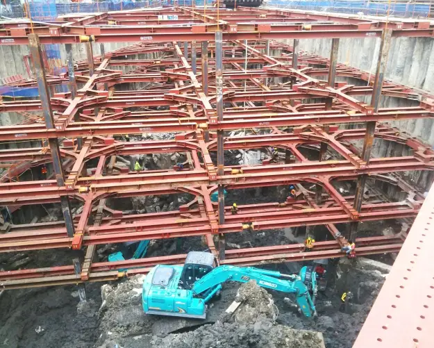 SERVICE PT PRIMA MAJU JAYA GALIAN BASEMENT METODE STRUTTING 1 proyek_lippo_office_tower_galian_metode_strating_4